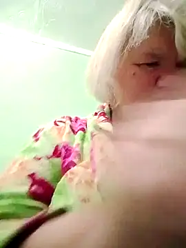 LusiyaGold5 online show from 10/15/25, 11:27