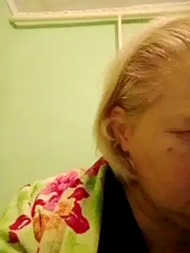 LusiyaGold5 online show from 11/25/25, 09:04