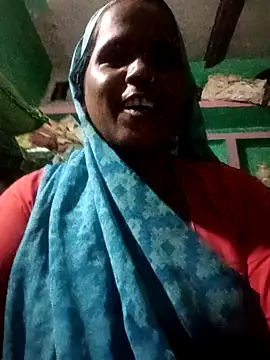 Snapshot of Janvi_tv chatting on 10/06/25, 01:41 Janvi tv online show from 10/06/25, 01:41