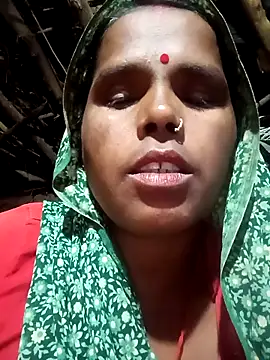 Snapshot of Janvi_tv chatting on 10/25/25, 03:07 Janvi tv online show from 10/25/25, 03:07