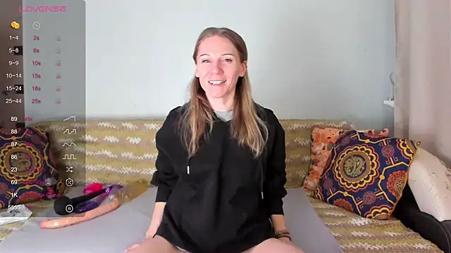 Amalia Mio online show from 12/17/25, 08:09