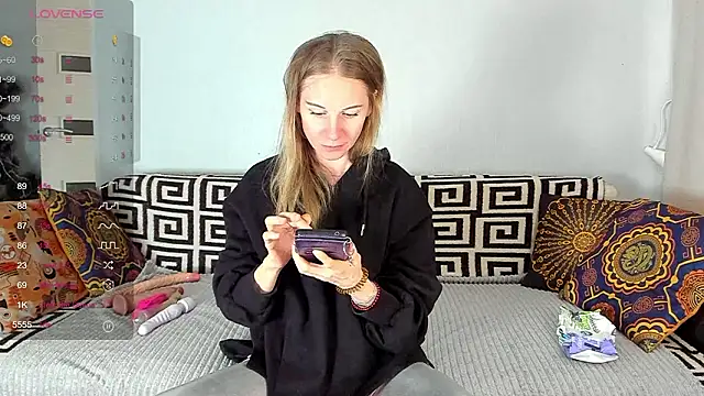 Amalia Mio online show from 03/23/26, 08:29