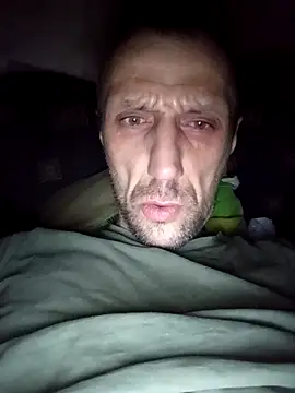 DeafeningCoil590 online show from 10/25/25, 05:04