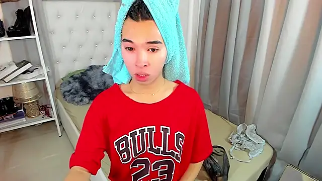 Yourdreamgoddess online show from 11/28/25, 04:09