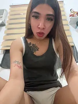 Yourdreamgoddess online show from 05/17/26, 04:54