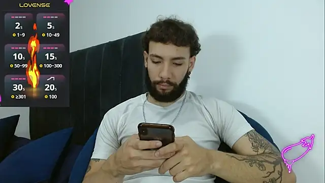 angel kyrozz online show from 12/17/25, 07:20