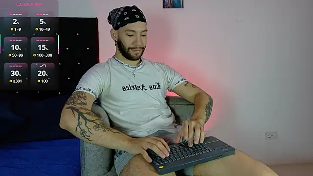 angel kyrozz online show from 03/23/26, 07:07