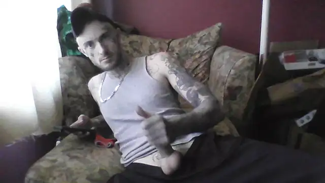 Snapshot of SWAGGDaddy93 chatting on 03/04/26, 01:17 SWAGGDaddy93 online show from 03/04/26, 01:17