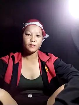 sumaybae online show from 10/31/25, 10:11