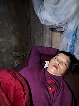 sumaybae online show from 11/05/25, 04:18