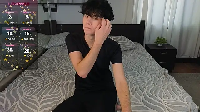 Cute Mike online show from 10/21/25, 02:56