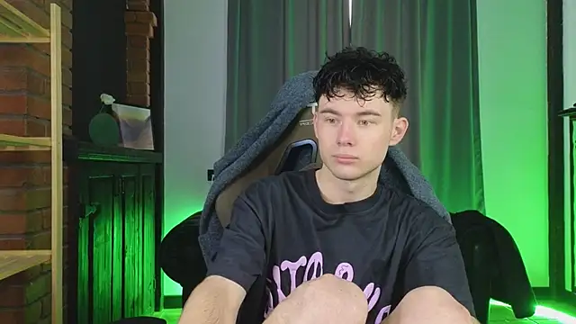 Cute Mike online show from 02/22/26, 05:08