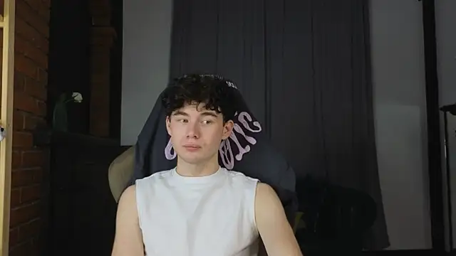 Cute Mike online show from 04/25/26, 05:10