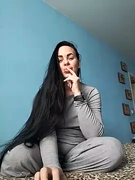 Stefaniyaxq online show from 10/19/25, 09:21