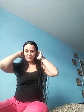 Stefaniyaxq online show from 10/22/25, 08:14