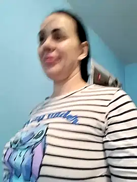 Stefaniyaxq online show from 12/02/25, 09:58