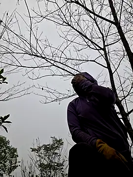 miomio-12 online show from 10/31/25, 09:32