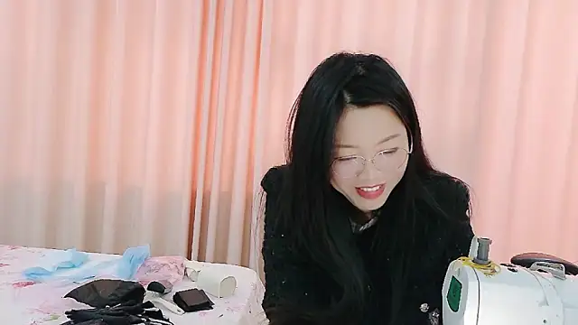 CCOO520 online show from 10/31/25, 04:24