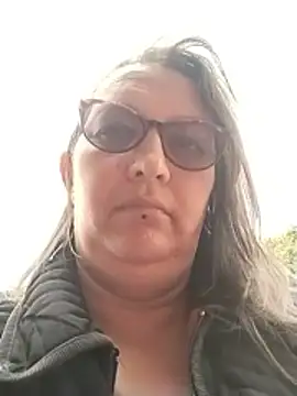 -saraqueen- online show from 12/03/25, 03:54