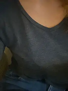 melisss2 online show from 11/24/25, 08:47