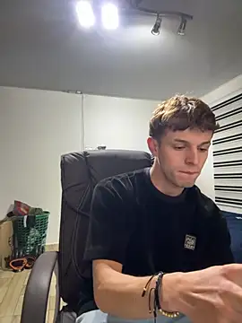 noah red online show from 10/06/25, 03:15