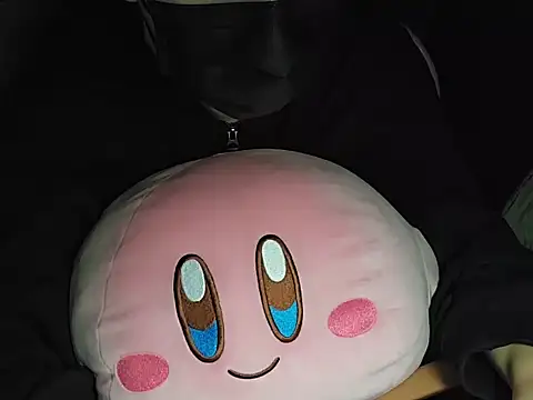 Snapshot of fox165 chatting on 11/21/25, 05:33 fox165 online show from 11/21/25, 05:33