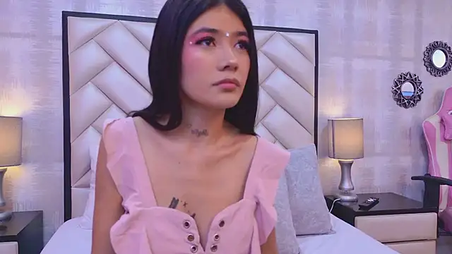 Snapshot of CristalShayy chatting on 02/17/26, 11:40 CristalShayy online show from 02/17/26, 11:40