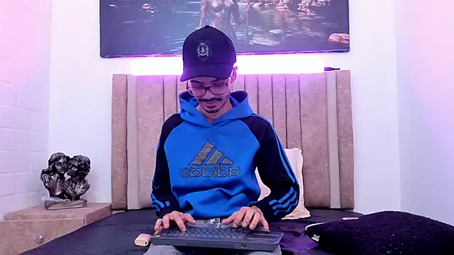 Timothe Evans online show from 01/07/26, 03:53