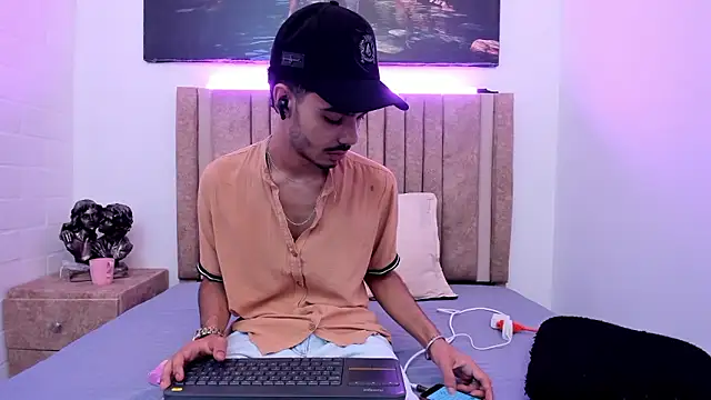 Timothe Evans online show from 01/10/26, 04:14