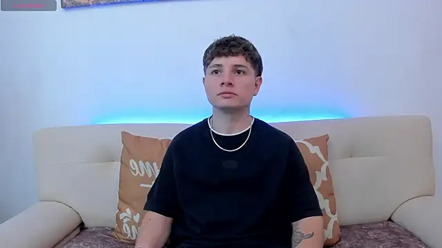 Leoo Miller online show from 11/01/25, 08:00