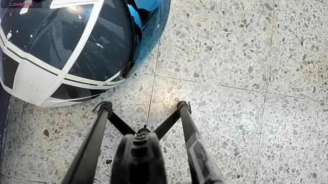 Leoo Miller online show from 11/09/25, 04:33