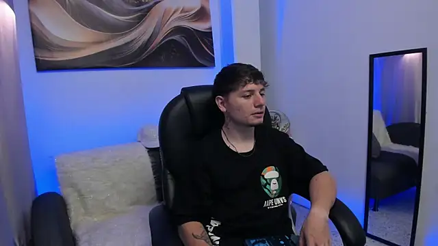 Leoo Miller online show from 02/11/26, 04:06