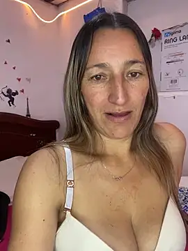 Keila10 online show from 10/30/25, 11:05