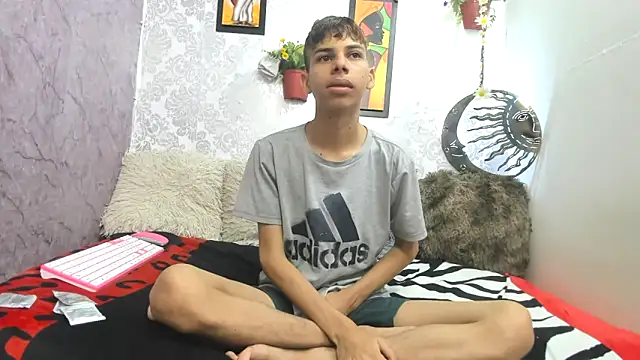 sexyboys cutex18 online show from 11/13/25, 07:57