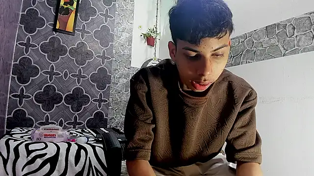 sexyboys cutex18 online show from 02/06/26, 07:28