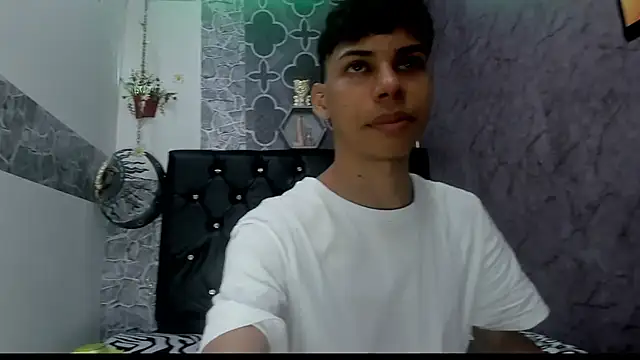 sexyboys cutex18 online show from 03/13/26, 10:16