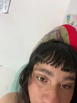 gatitaplop online show from 11/30/25, 03:21