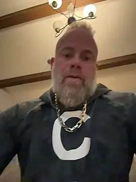 Snapshot of Muscledick40 chatting on 02/09/26, 03:54 Muscledick40 online show from 02/09/26, 03:54