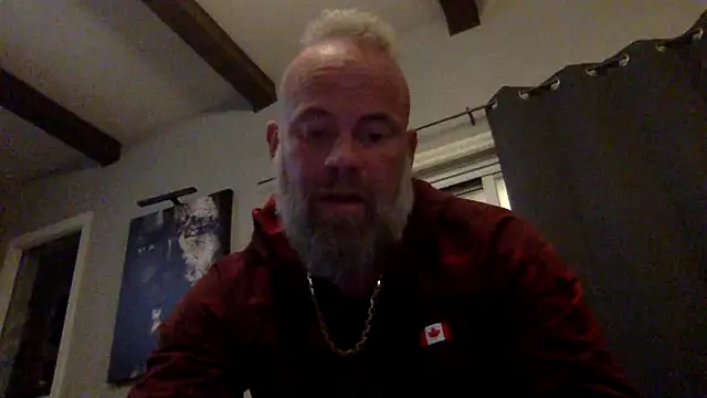 Snapshot of Muscledick40 chatting on 02/15/26, 05:26 Muscledick40 online show from 02/15/26, 05:26