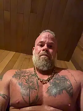 Snapshot of Muscledick40 chatting on 03/12/26, 09:32 Muscledick40 online show from 03/12/26, 09:32