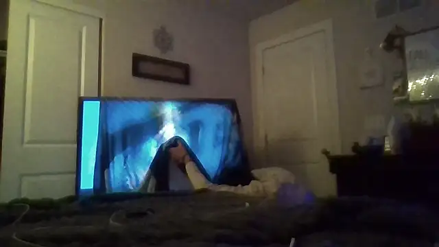 Snapshot of nvthvn555 chatting on 11/16/25, 09:59 nvthvn555 online show from 11/16/25, 09:59