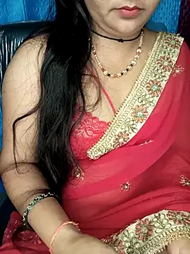 Snapshot of Rashmi_011 chatting on 05/01/26, 12:37 Rashmi 011 online show from 05/01/26, 12:37