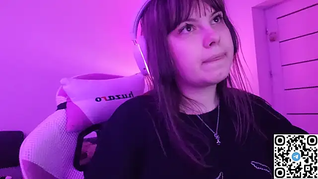 KristiBloom online show from 12/20/25, 10:50