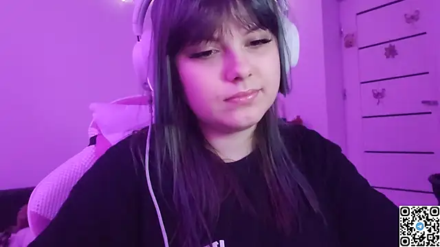 KristiBloom online show from 01/13/26, 09:42