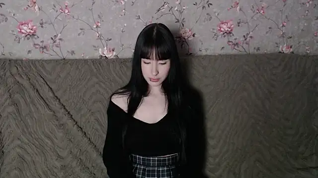 NaemiiBlush online show from 04/01/26, 11:57