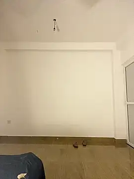 Monica  Bellucci   online show from 11/29/25, 04:21