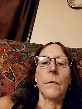 Snapshot of Spicylady1234 chatting on 12/18/25, 12:49 Spicylady1234 online show from 12/18/25, 12:49