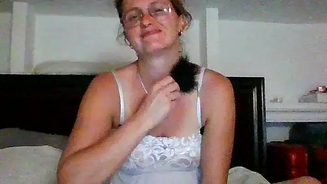 xcrazzycat online show from 10/07/25, 08:06