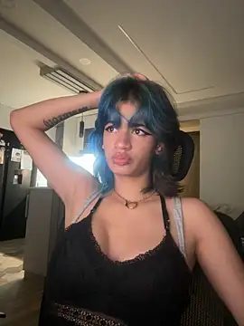 Snapshot of sukulaurens chatting on 05/10/26, 04:50 sukulaurens online show from 05/10/26, 04:50