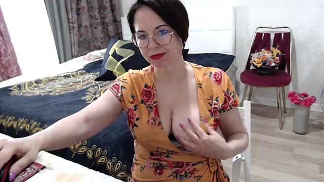 Arisa5000 online show from 04/07/26, 10:26